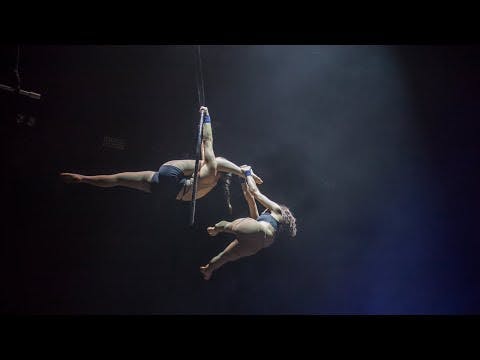 Duo Marly: Duo Aerial-Hoop Demo Video - Charlotte Fischer & Marlene Ziechmann